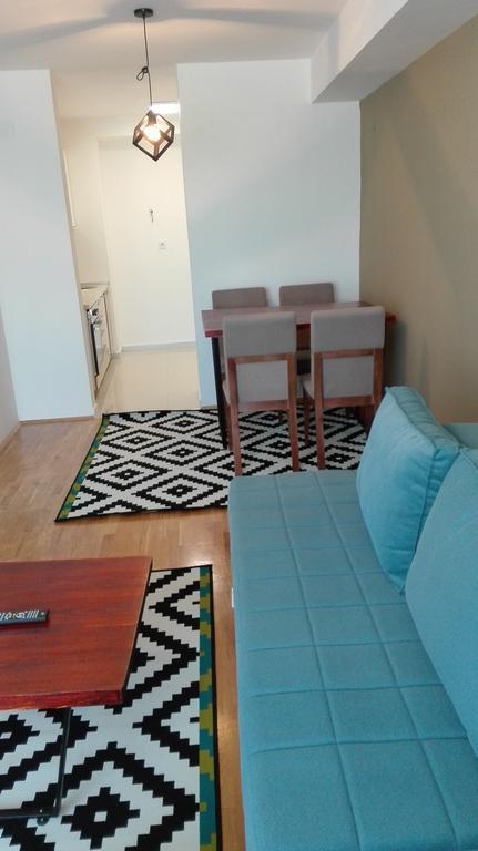 Modern Living Apartment
